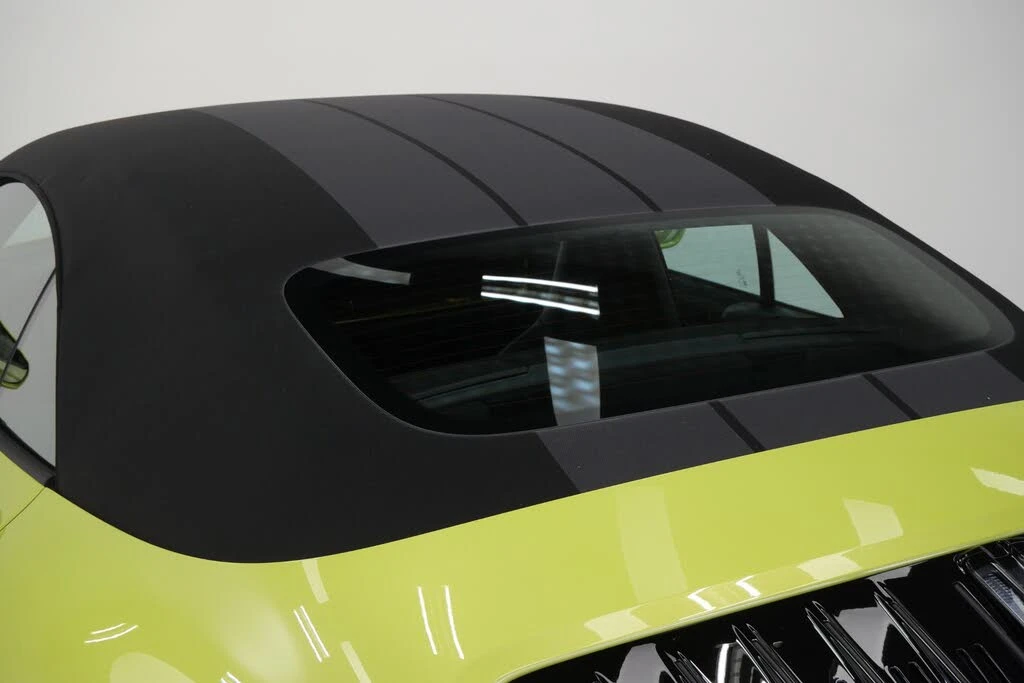 2026 Porsche 911 - Image 18 of 31