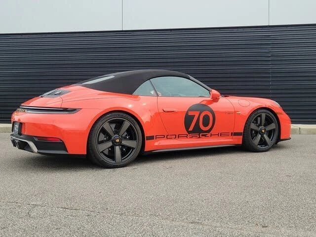2026 Porsche 911 - Image 9 of 31
