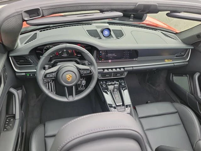 2026 Porsche 911 - Image 18 of 31