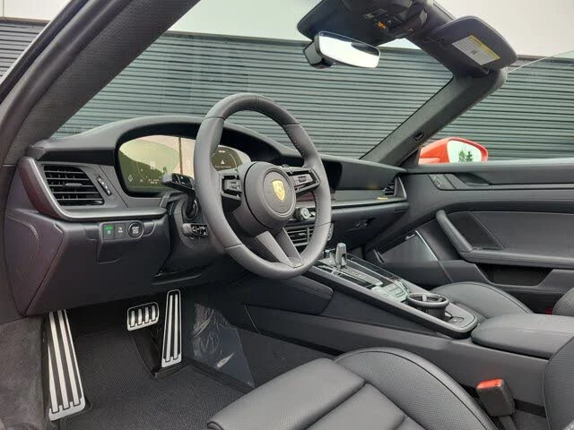 2026 Porsche 911 - Image 4 of 31