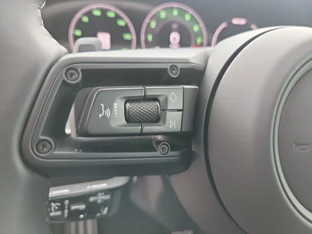 2026 Porsche 911 - Image 29 of 31