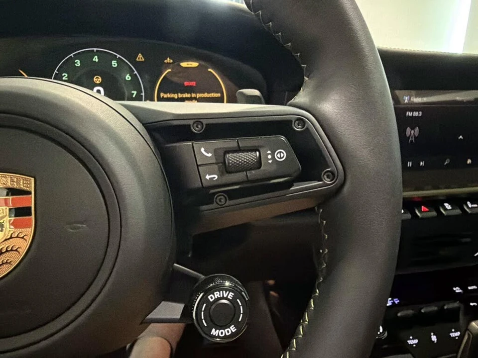2026 Porsche 911 - Image 21 of 23