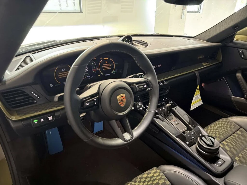 2026 Porsche 911 - Image 4 of 23
