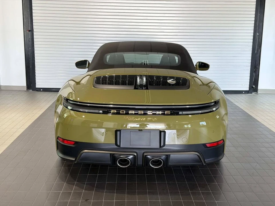 2026 Porsche 911 - Image 6 of 23