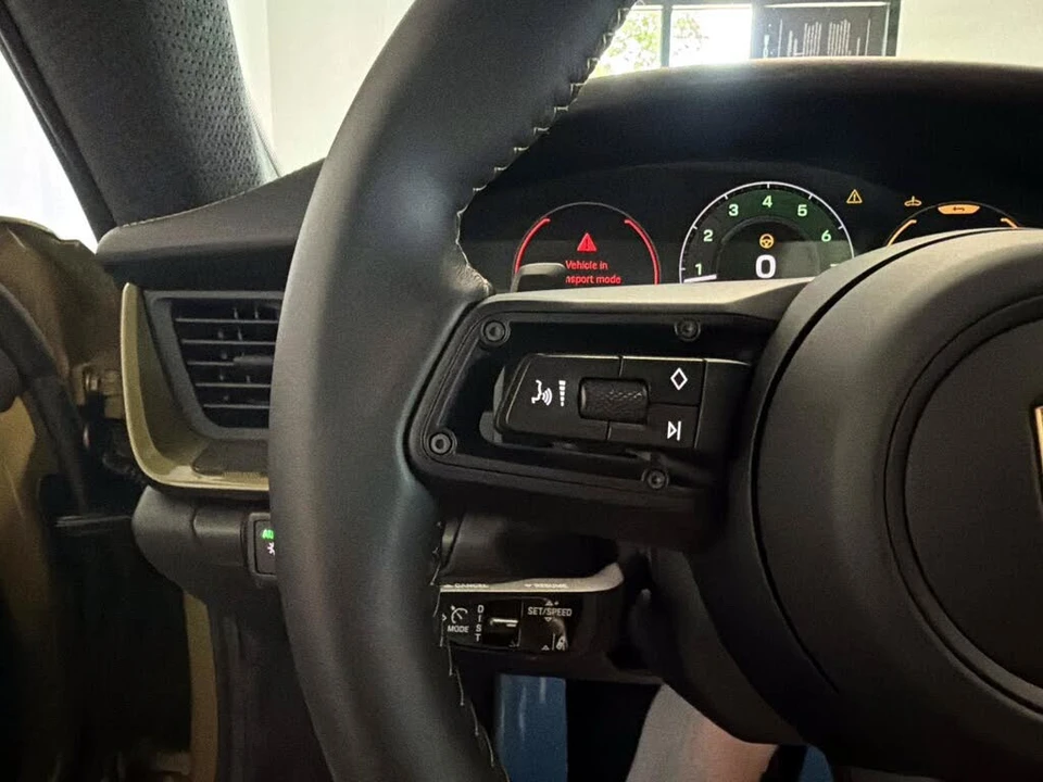 2026 Porsche 911 - Image 22 of 23