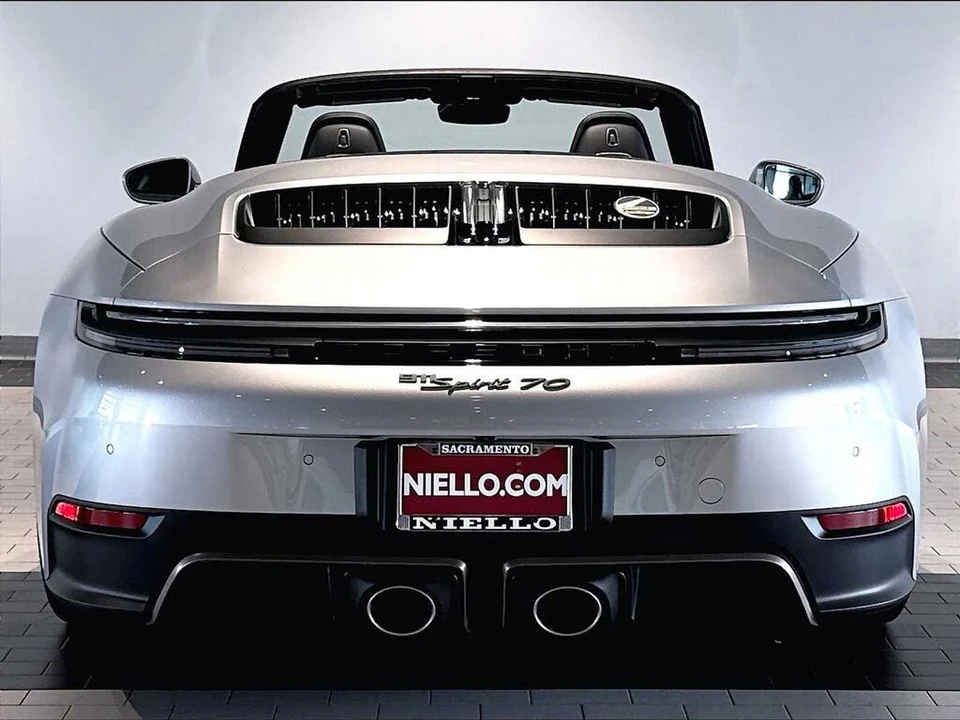 2026 Porsche 911 - Image 6 of 29
