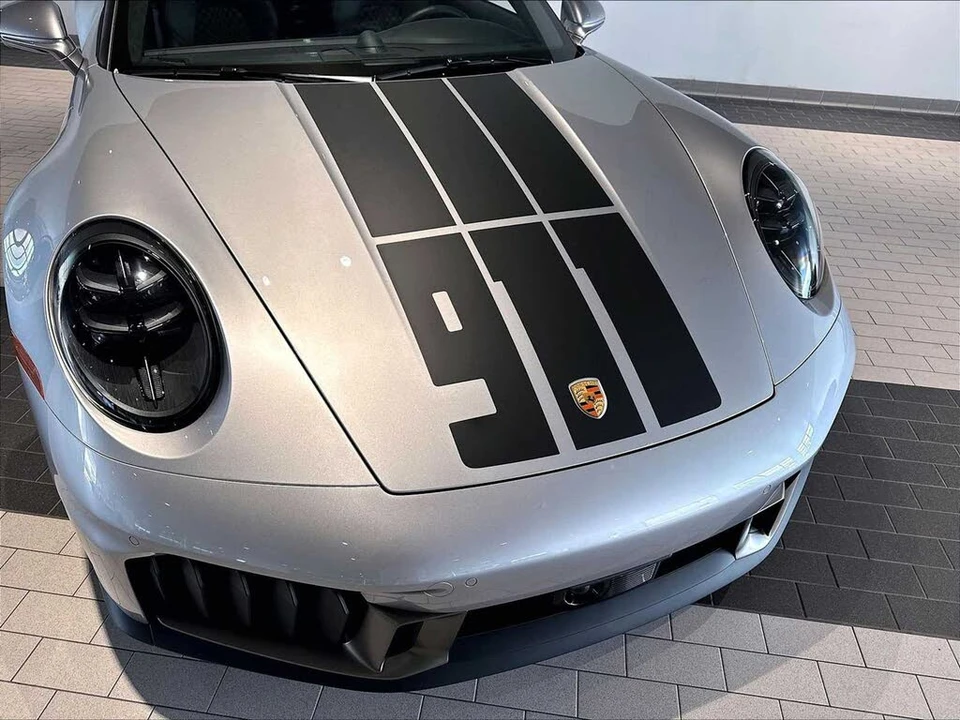 2026 Porsche 911 - Image 26 of 29