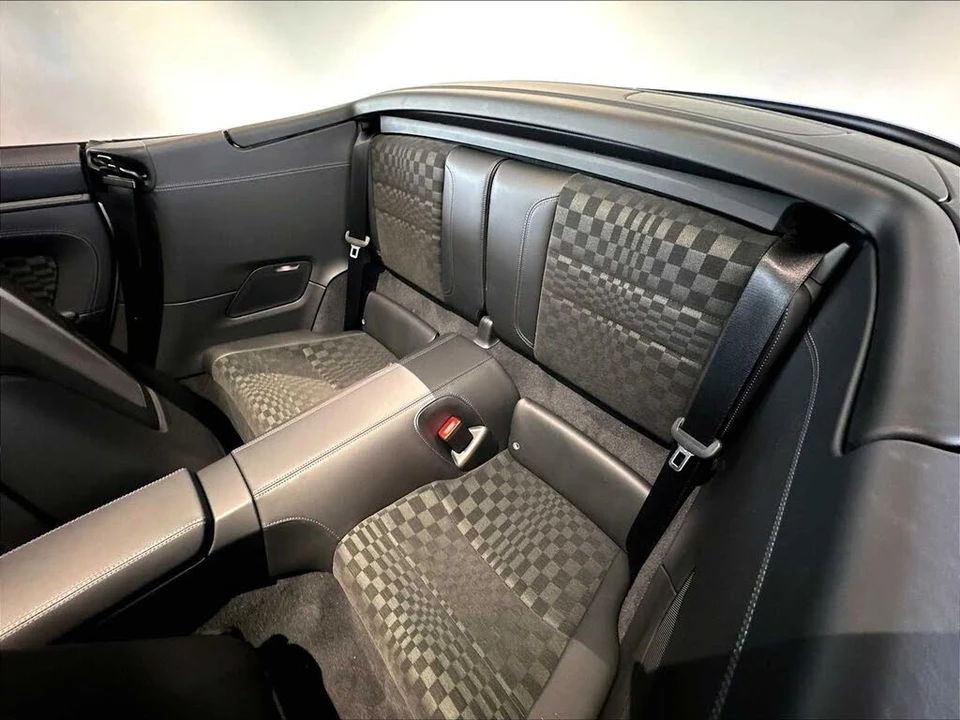 2026 Porsche 911 - Image 24 of 29