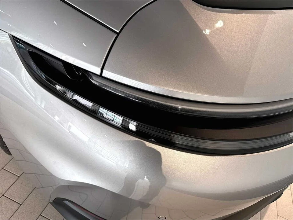 2026 Porsche 911 - Image 27 of 29