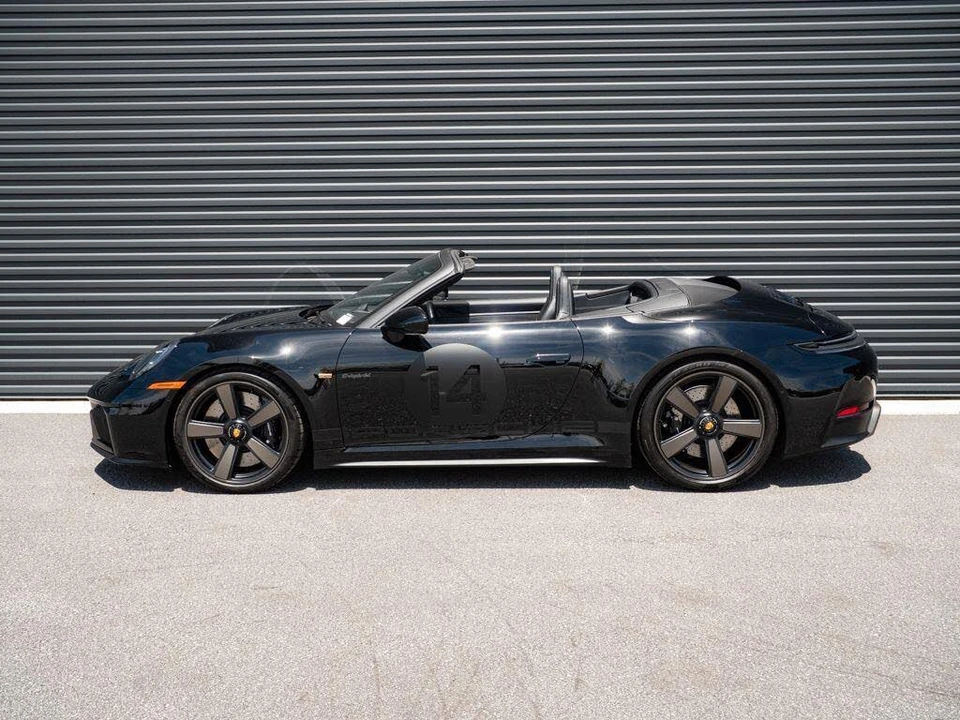 2026 Porsche 911 - Image 2 of 31