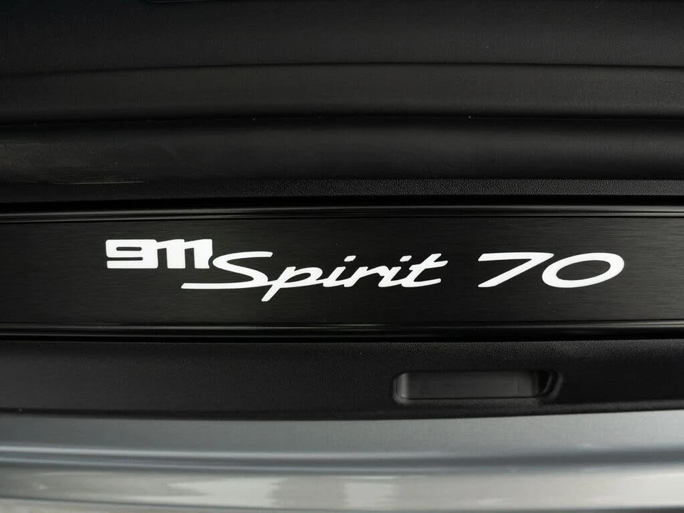 2026 Porsche 911 - Image 22 of 27
