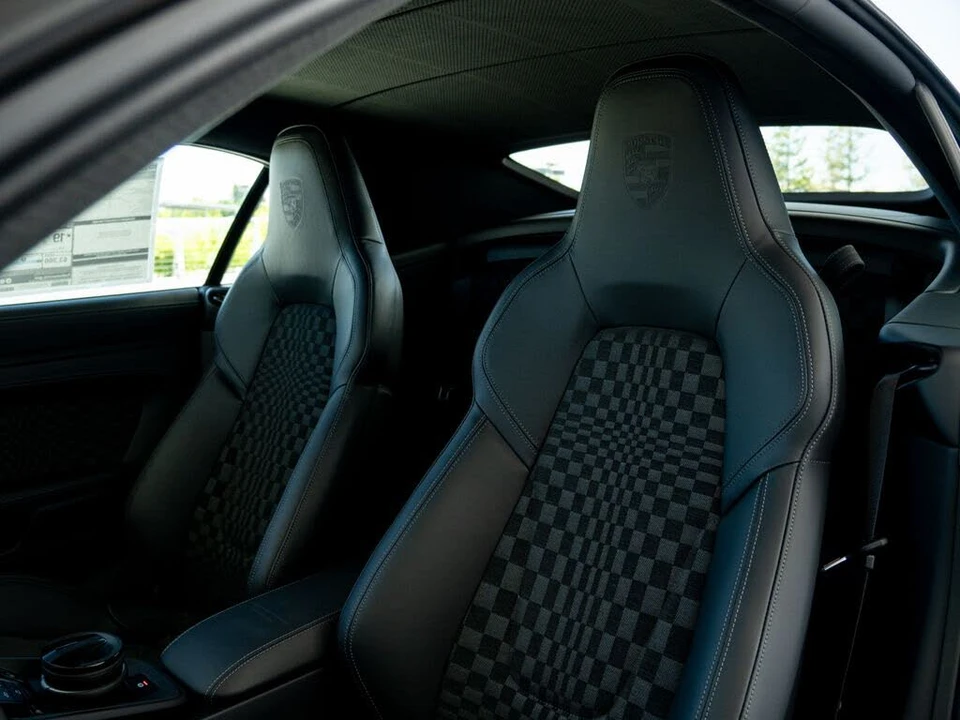 2026 Porsche 911 - Image 5 of 27