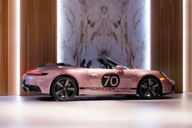 2026 Porsche 911 - Image 6 of 31