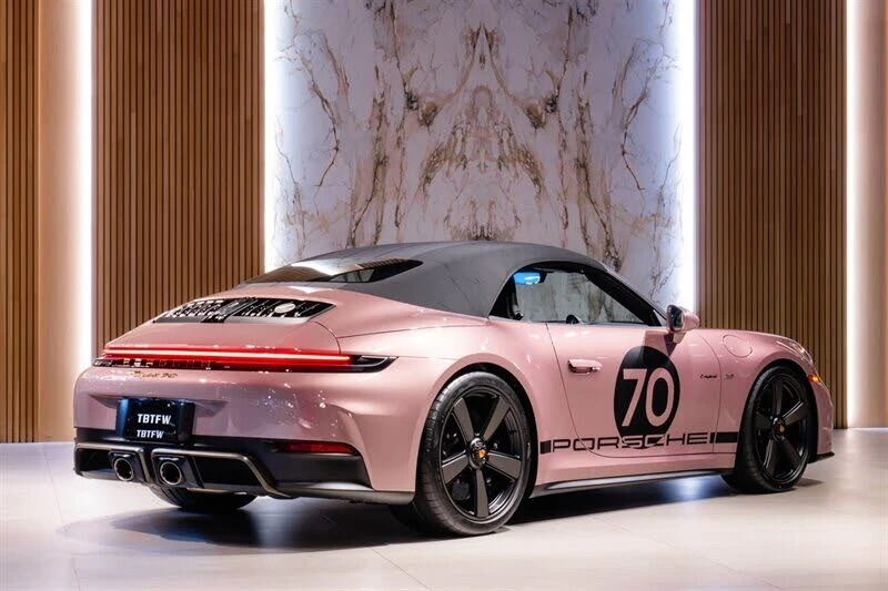 2026 Porsche 911 - Image 5 of 31