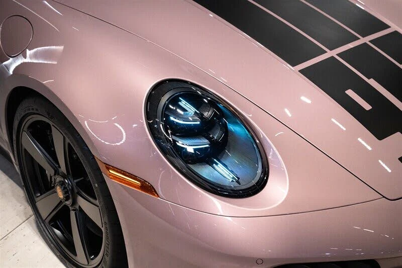 2026 Porsche 911 - Image 10 of 31