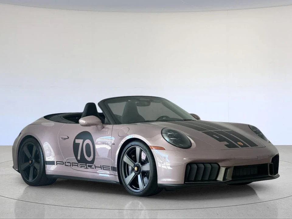 2026 Porsche 911 - Image 10 of 26
