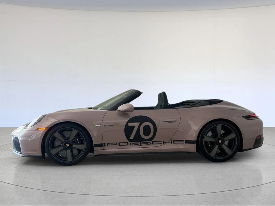 2026 Porsche 911 - Image 2 of 26