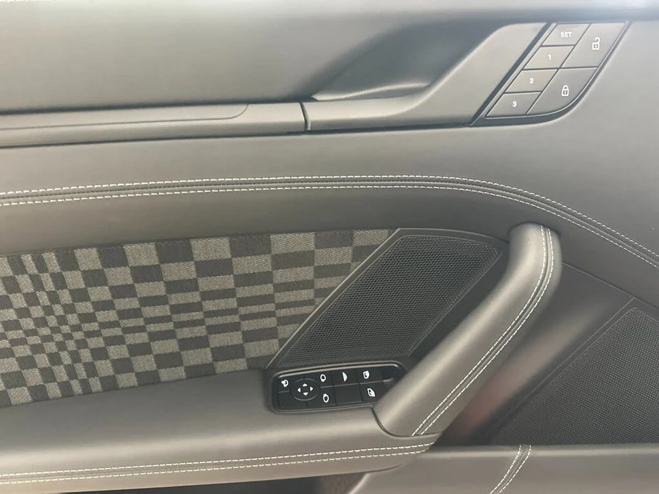 2026 Porsche 911 - Image 12 of 26