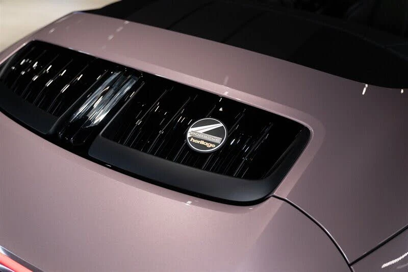 2026 Porsche 911 - Image 17 of 31