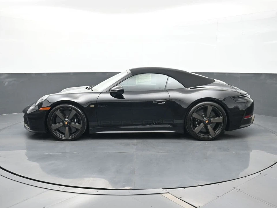 2026 Porsche 911 - Image 2 of 30