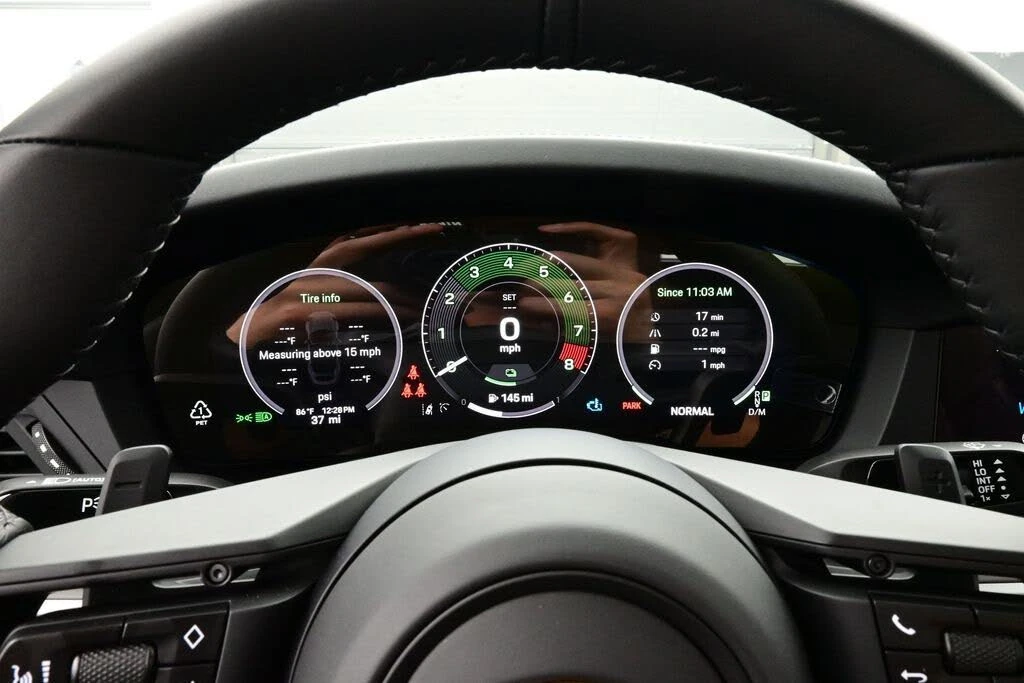 2026 Porsche 911 - Image 9 of 30