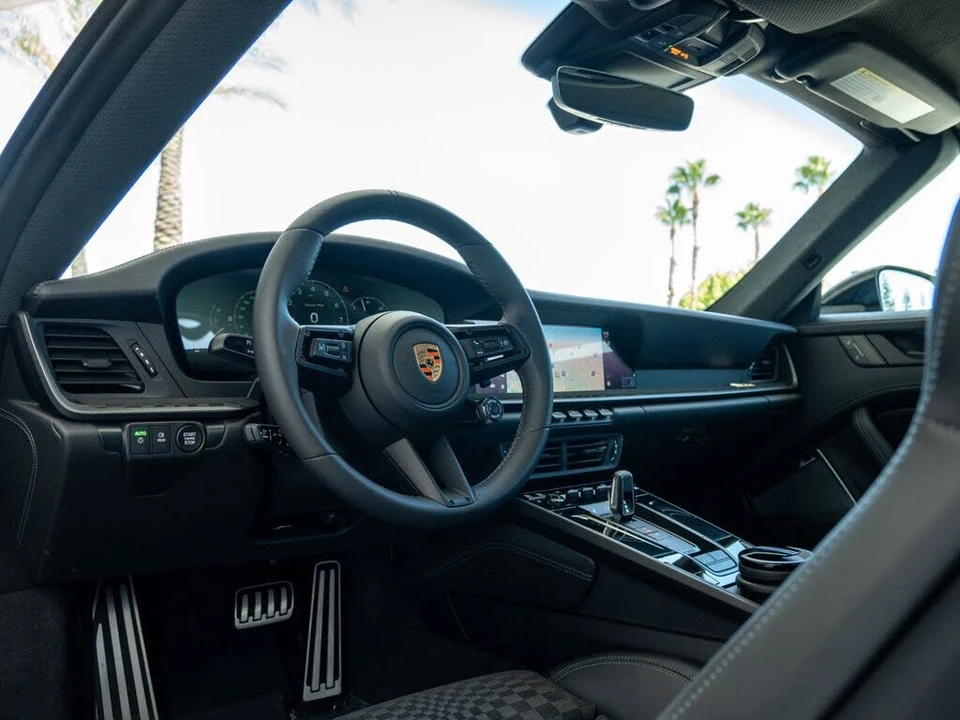 2026 Porsche 911 - Image 4 of 31