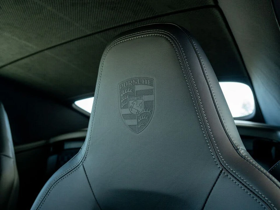 2026 Porsche 911 - Image 25 of 31