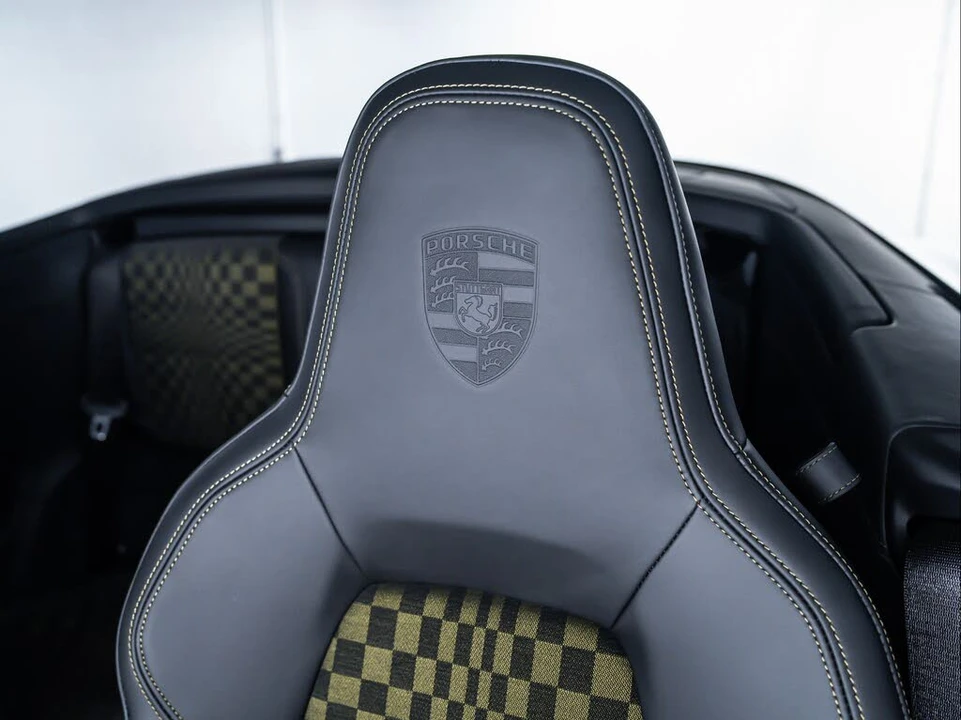 2026 Porsche 911 - Image 31 of 31