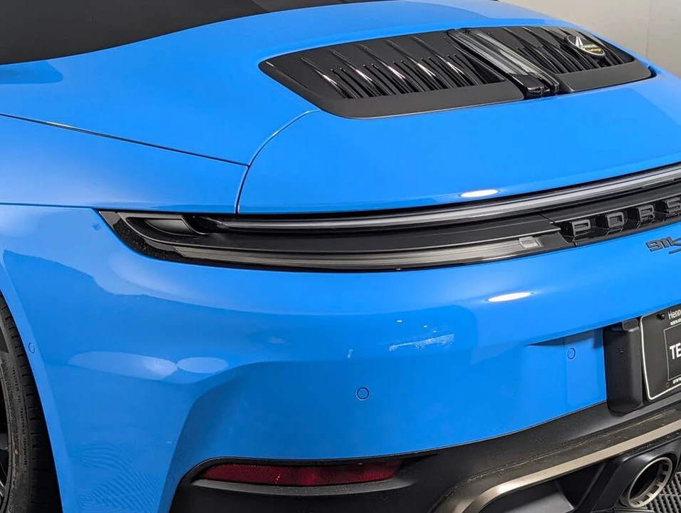 2026 Porsche 911 - Image 17 of 31