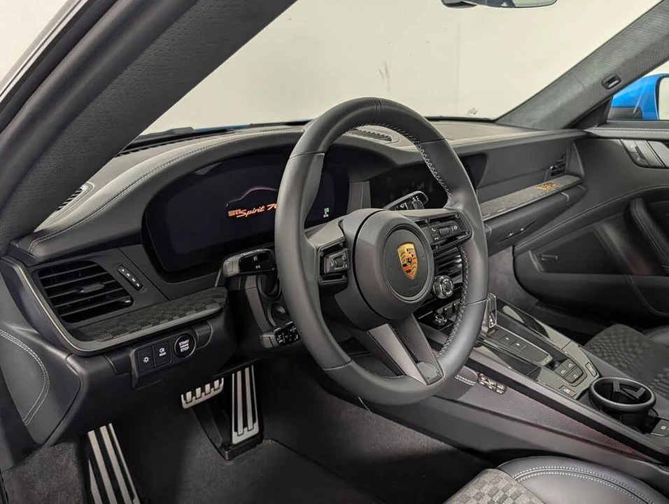 2026 Porsche 911 - Image 5 of 31