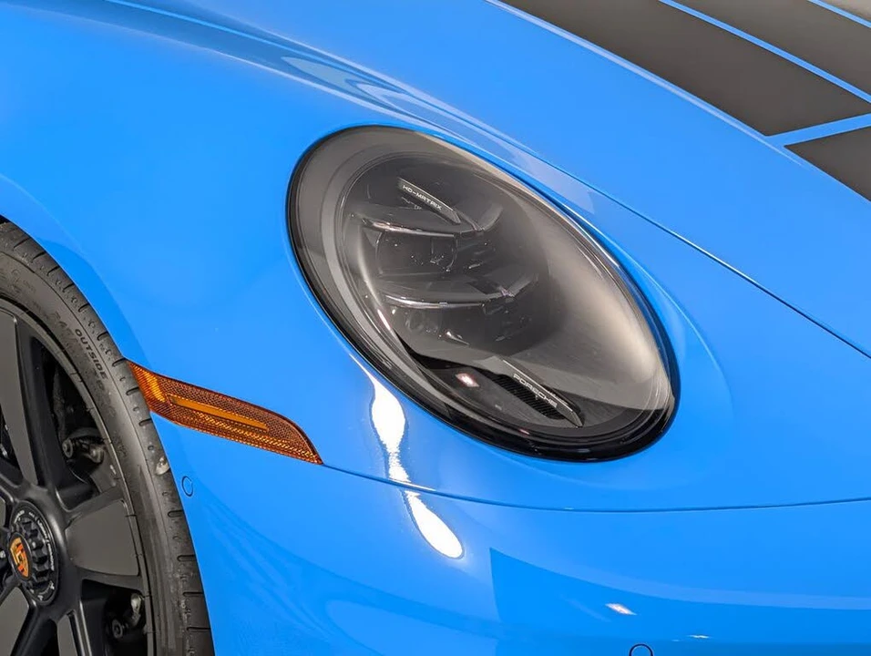 2026 Porsche 911 - Image 16 of 31