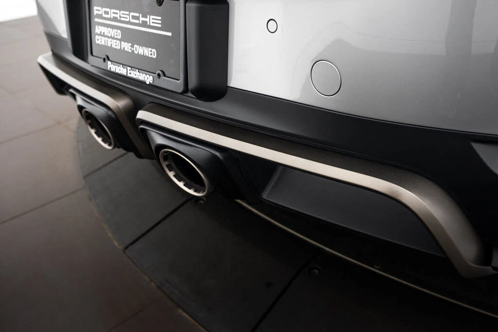 2026 Porsche 911 - Image 30 of 31