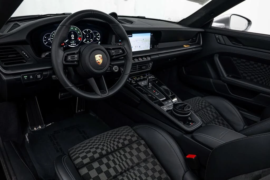 2026 Porsche 911 - Image 4 of 31
