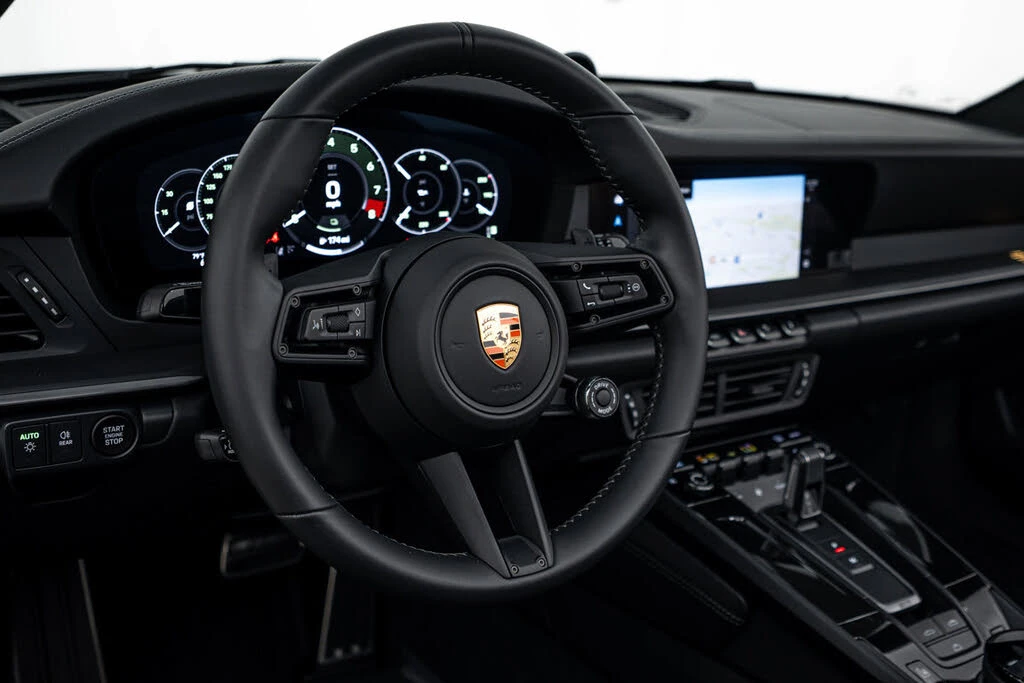 2026 Porsche 911 - Image 18 of 31