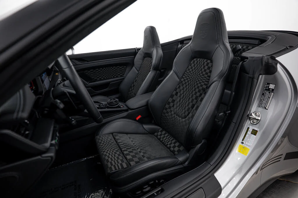 2026 Porsche 911 - Image 5 of 31