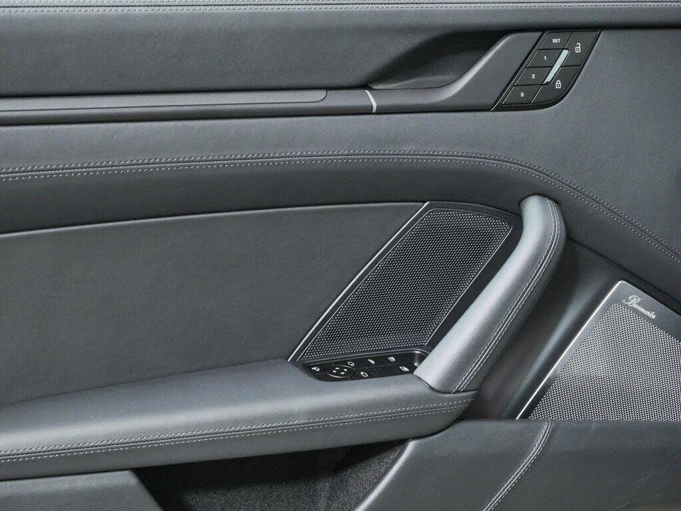 2026 Porsche 911 - Image 6 of 31
