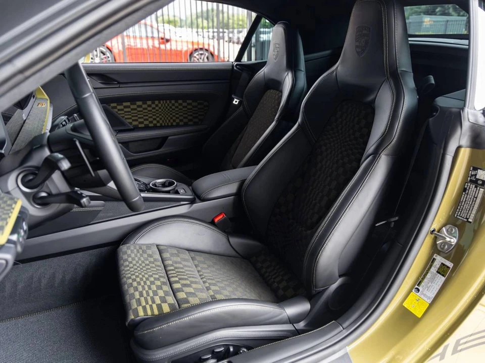 2026 Porsche 911 - Image 5 of 5