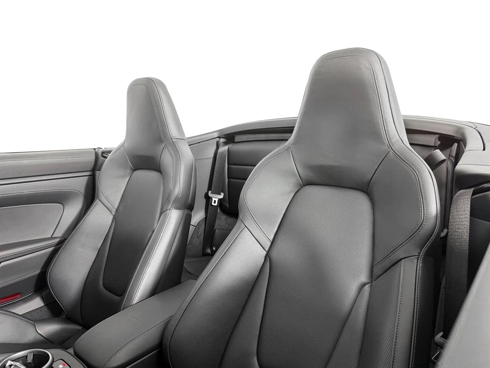 2026 Porsche 992 Carrera - Image 5 of 5