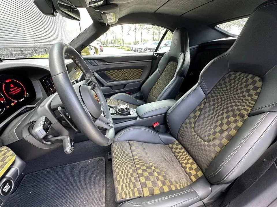 2026 Porsche 911 - Image 5 of 5