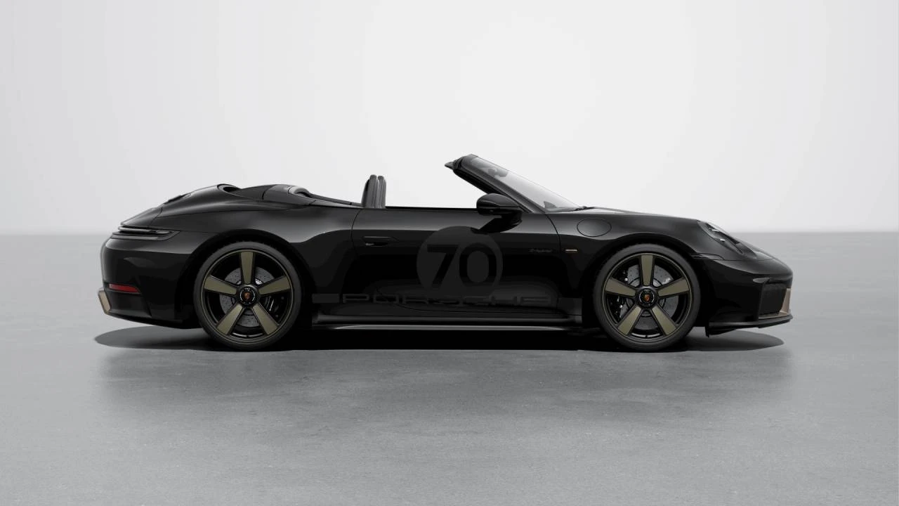 2026 Porsche 911 - Image 6 of 10