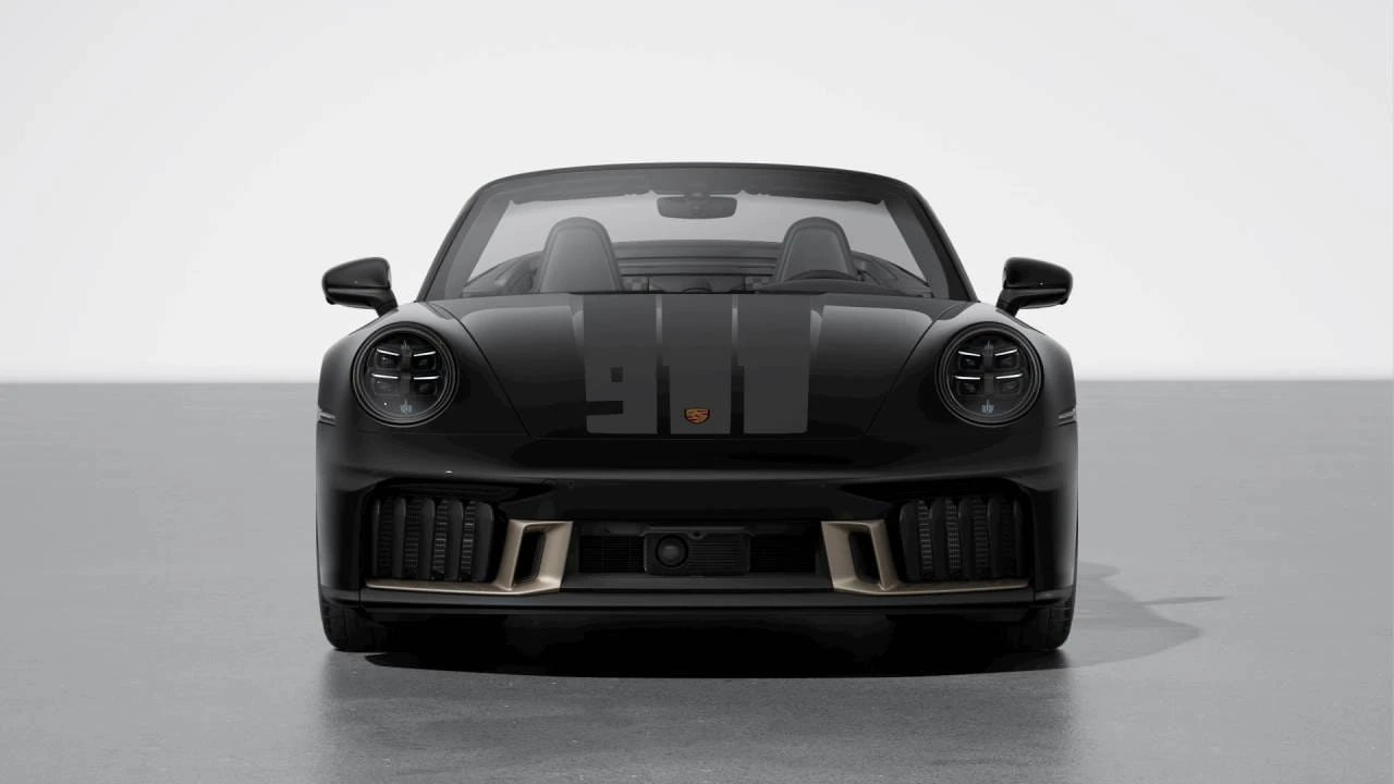 2026 Porsche 911 - Image 8 of 10