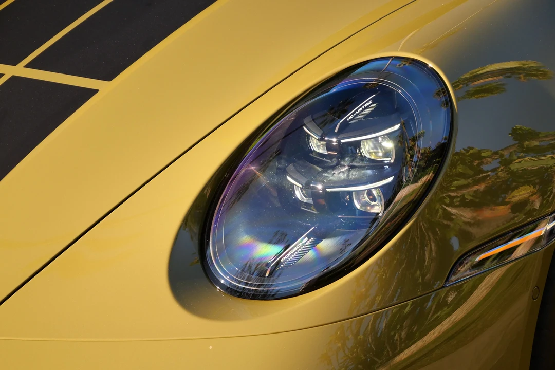2026 Porsche 911 - Image 27 of 31