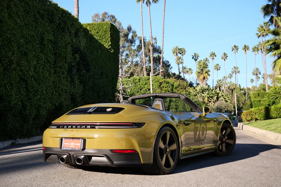 2026 Porsche 911 - Image 7 of 31