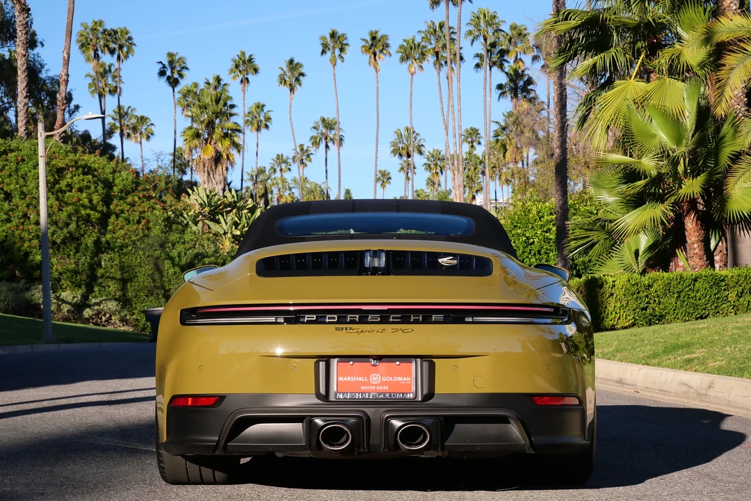 2026 Porsche 911 - Image 18 of 31