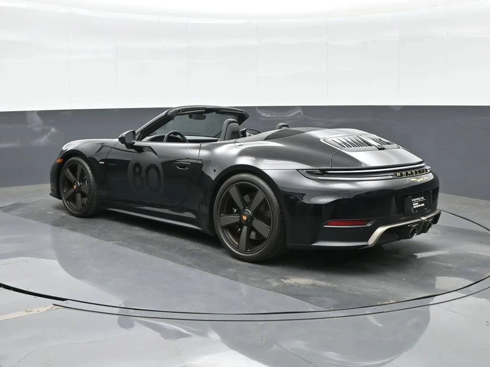 2026 Porsche 911 - Image 3 of 5