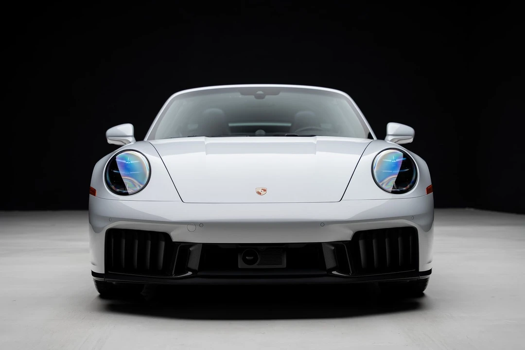 2026 Porsche 992 Targa 4 GTS - Image 10 of 31