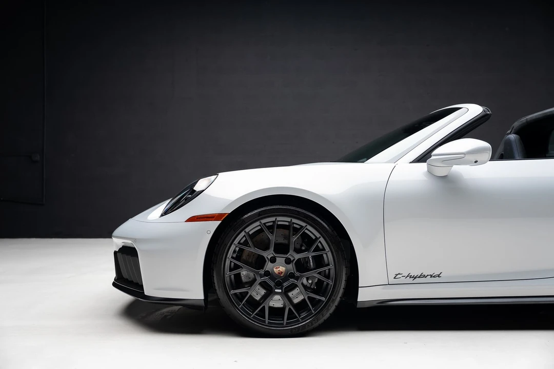 2026 Porsche 992 Targa 4 GTS - Image 21 of 31