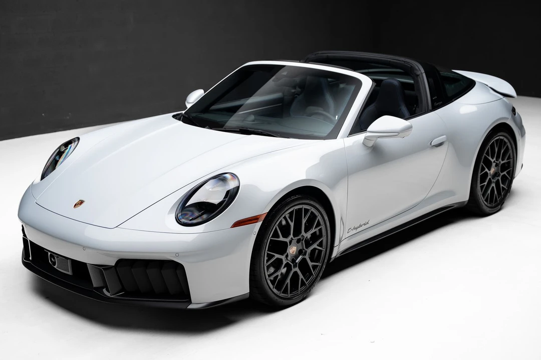 2026 Porsche 992 Targa 4 GTS - Image 7 of 31