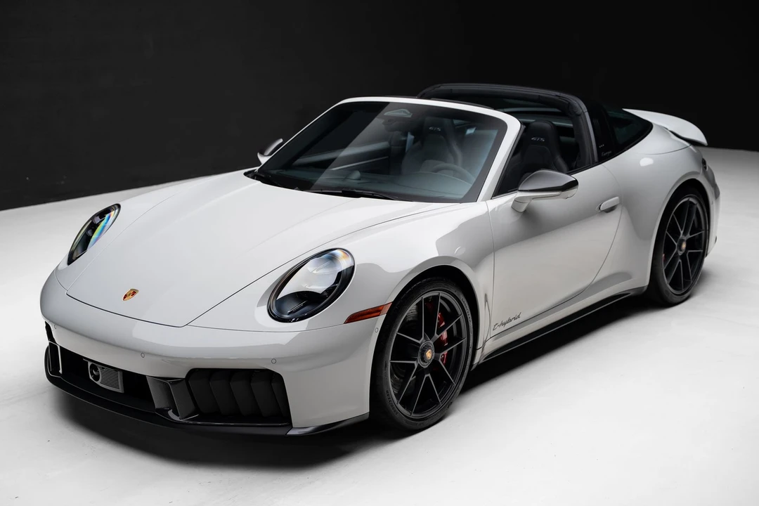 2026 Porsche 992 Targa 4 GTS - Image 7 of 31