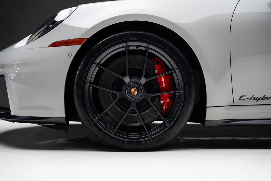 2026 Porsche 992 Targa 4 GTS - Image 23 of 31